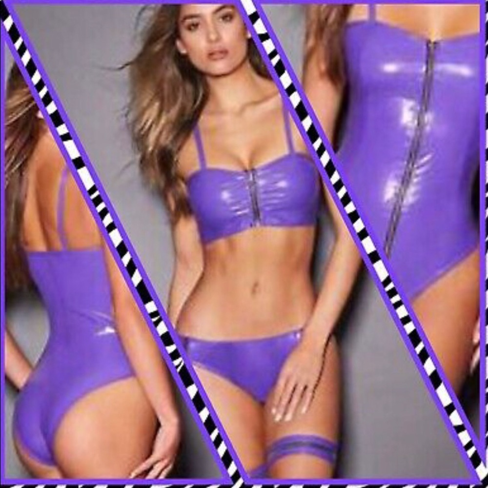 Ultra SEXY HOT Bra Panty SET Zipper GARTERS Bondage Fetish Vinyl PVC WET NWT